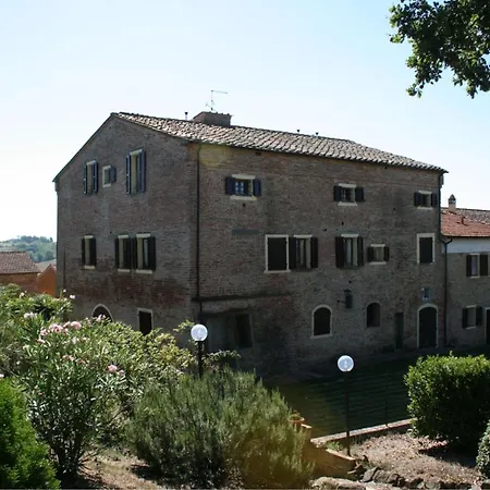 Chianacce Sleeps 4 Pool