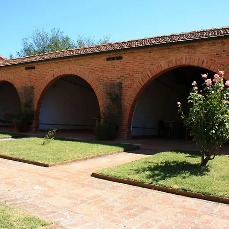 Apartment Chianacce Sleeps 4 Pool
